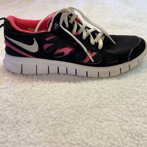 Nike Free Run Running Shoe Black-Pink-White Size 7Y Adult 7